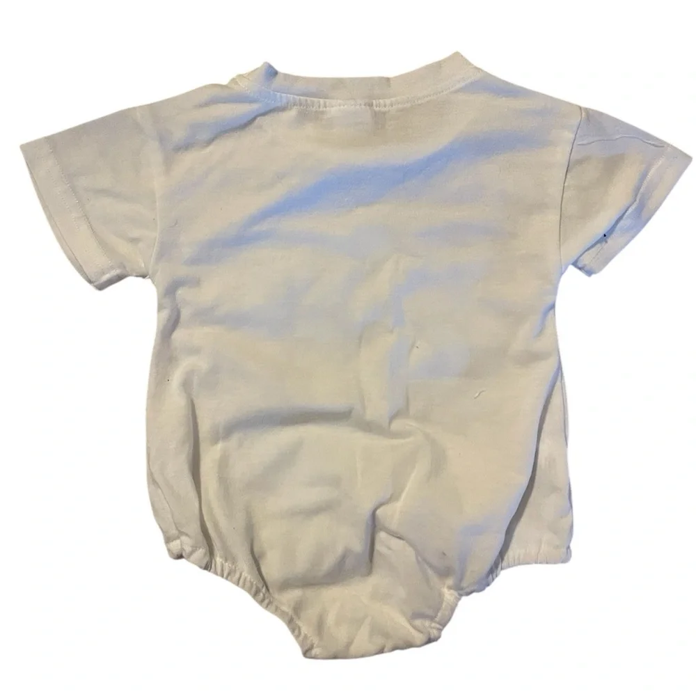 Jesus Loves Me Onesie |‎ Baby T-Shirt Bodysuit | 6-9 Months - NWOT